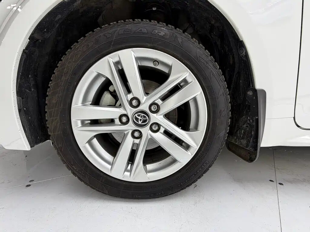 Toyota Levin Багажник